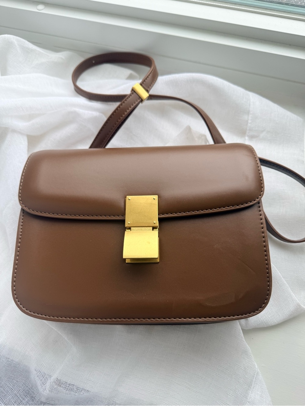 EUC - box bag